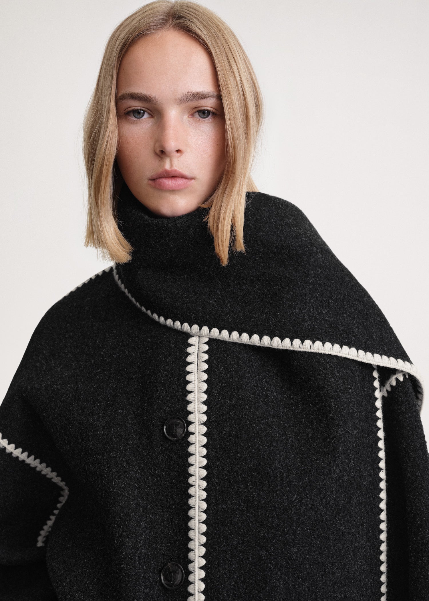 Allure™- Scarf Coat